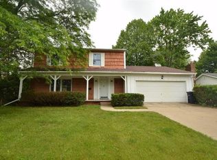1713 Tudor Dr, Ann Arbor, MI 48103