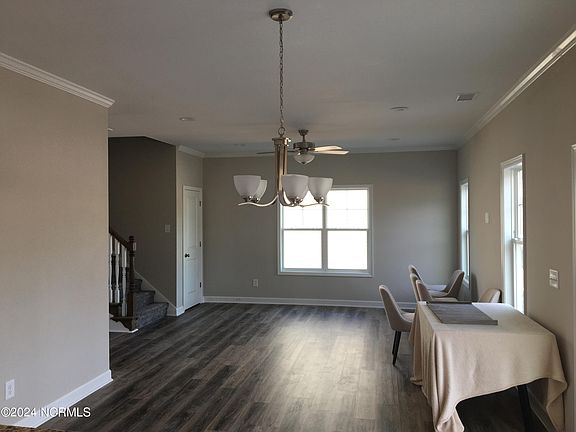 4th image of 6017 Duxbury Court