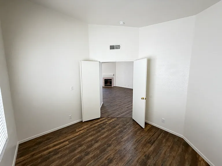 7241 Indian Creek Ln #201 — Photo 14