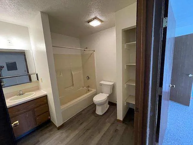 415 S Ogle St #2 — Photo 8