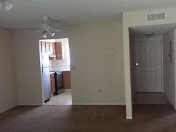 3rd image of 4209 S Semoran Blvd #4