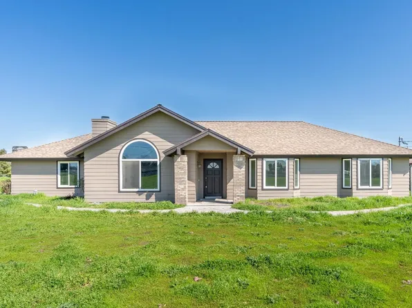 35515 John Albert Dr, Madera, CA 93636