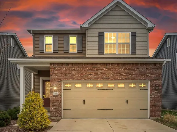 111 Katiemist Dr, Saint Peters, MO 63376