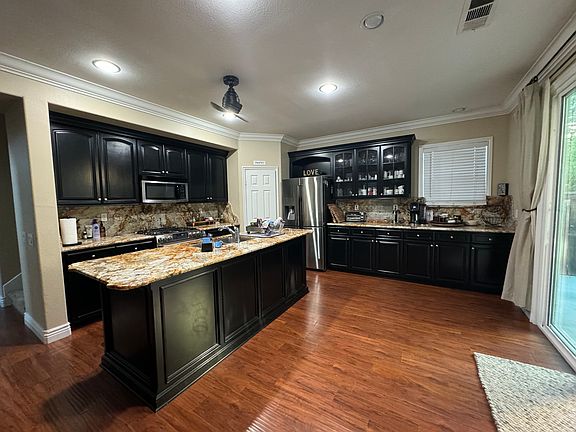 4th image of 25026 Boxelder Ct