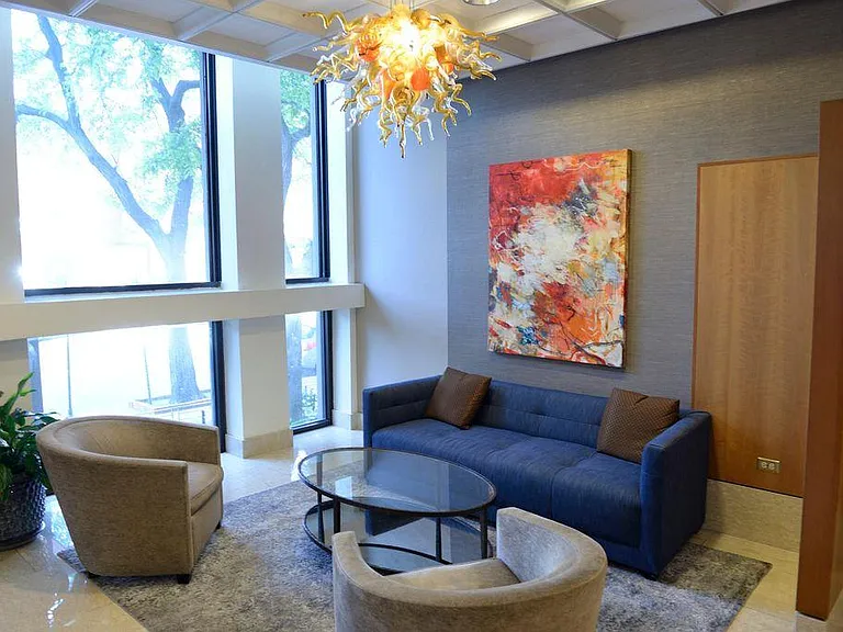 Guest lobby