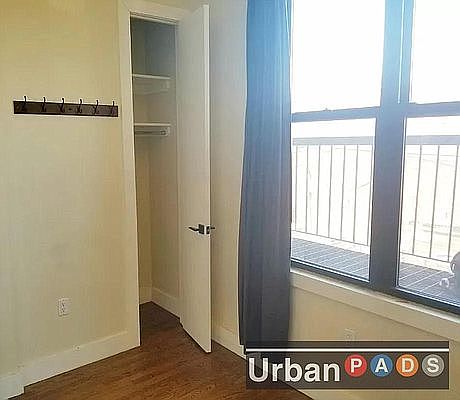 3rd image of 561 Evergreen Ave #2A