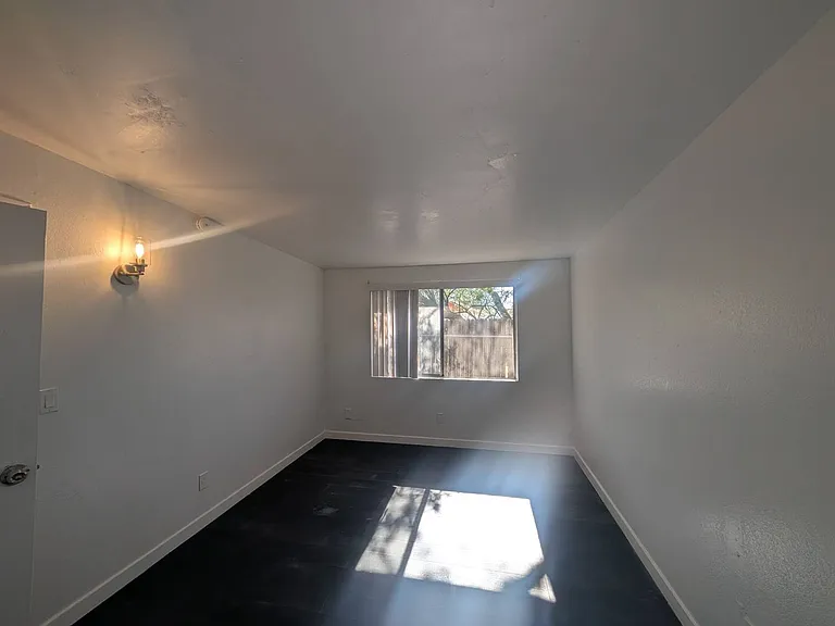 4562-4574 E Lester St — Photo 9