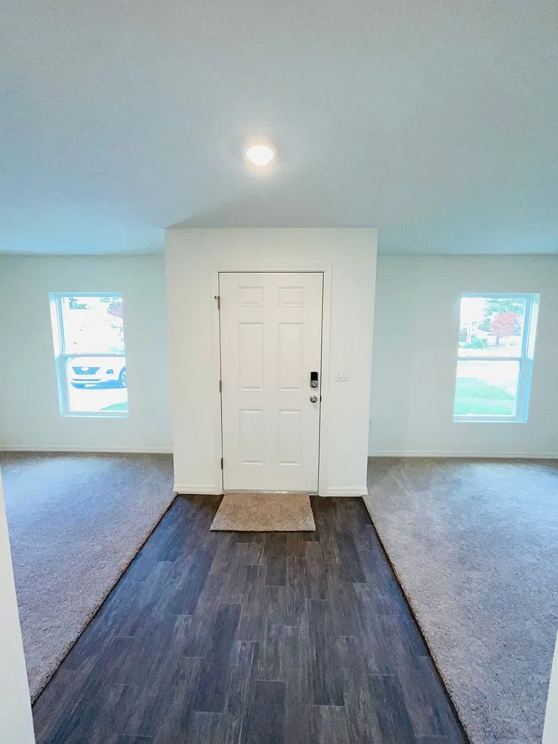 New Construction - 3/2/2 — Photo 3