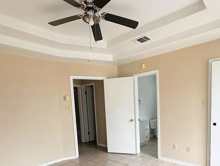 1472 Timber Valley Dr — Photo 11