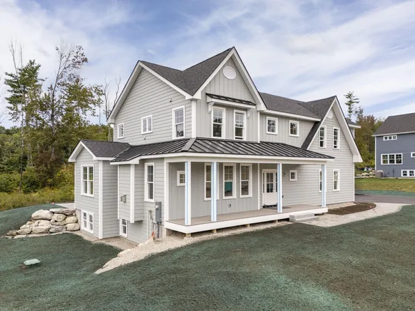 19 Eagles Lane, Falmouth, ME 04105