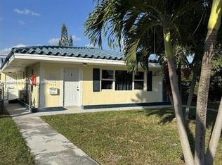 1945 NE 171st St #3, Miami, FL 33162