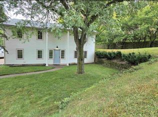 4860 Skyline Dr, Sioux City, IA 51104