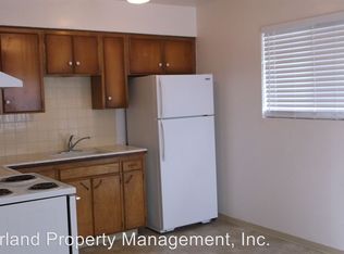 425 S 3rd Ave APT D, Oakdale, CA 95361