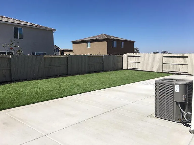 133 Walkabout Ct — Photo 37
