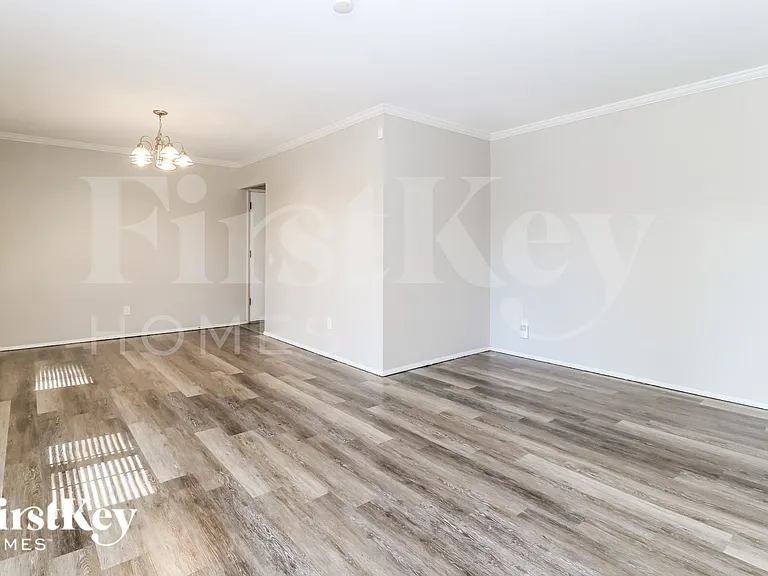 12040 Maidstone Ct — Photo 3