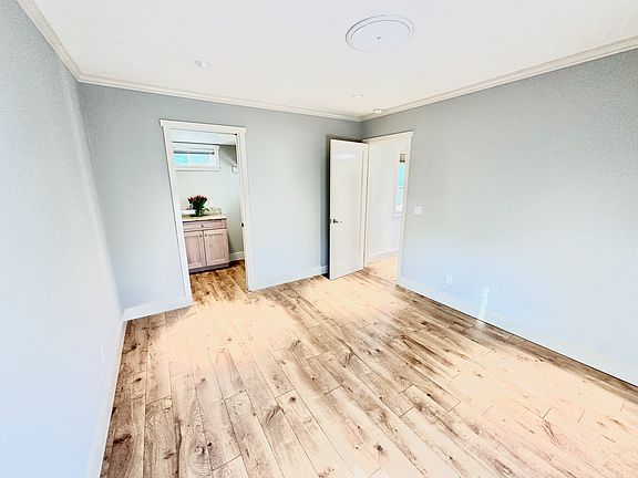 5th image of 229 A St