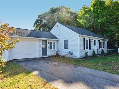 75 Ivan St, North Providence, RI, 02904