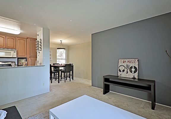 2nd image of 685 Dartmore Ln APT 166