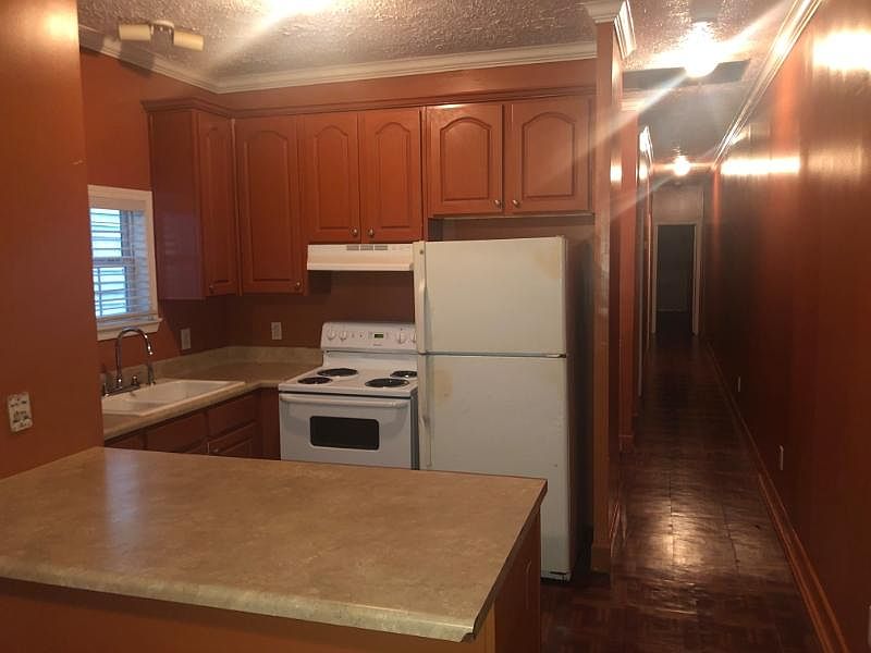 1st image of 1414 Sumner St #A