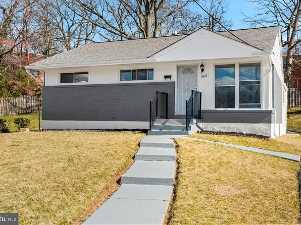 6422 Country Club Ct, Landover, MD 20785