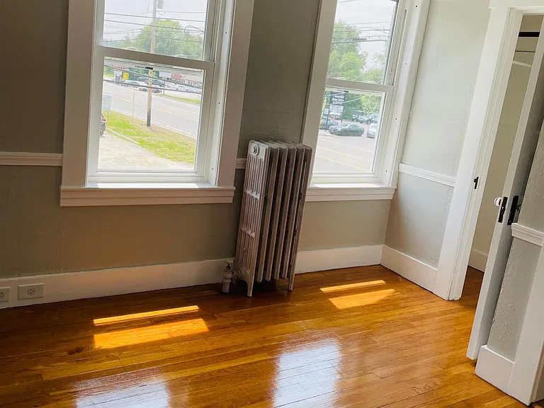 1345 Hooksett Rd #4 — Photo 11