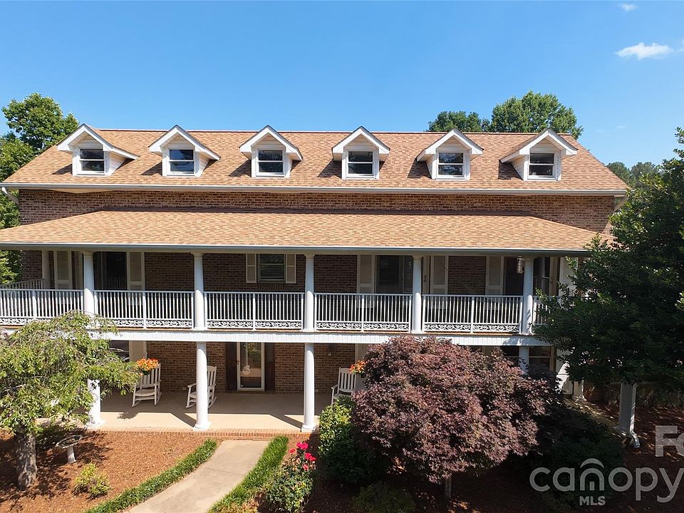 1st image of 140 Ross Grove Rd W
