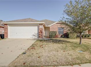 1208 Round Pen Run, Haslet, TX 76052