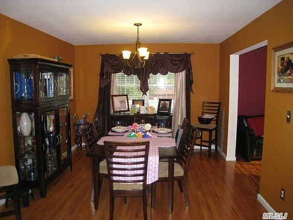 4th image of 156 Miller Ave