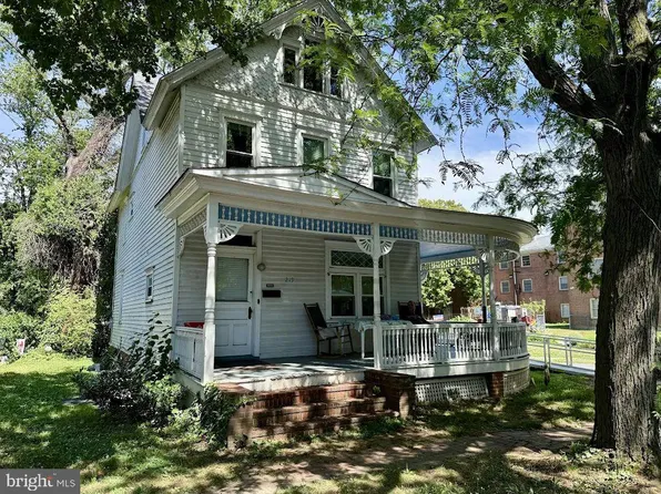 219 N Governors Blvd, Dover, DE 19901