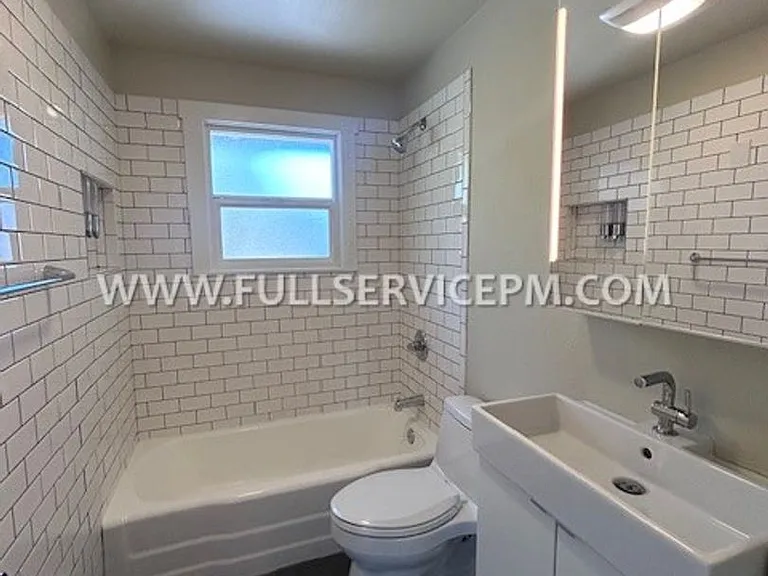 7412 Military Rd S — Photo 26