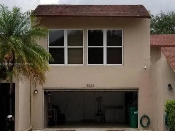 8324 SW 103rd Ave, Miami, FL 33173