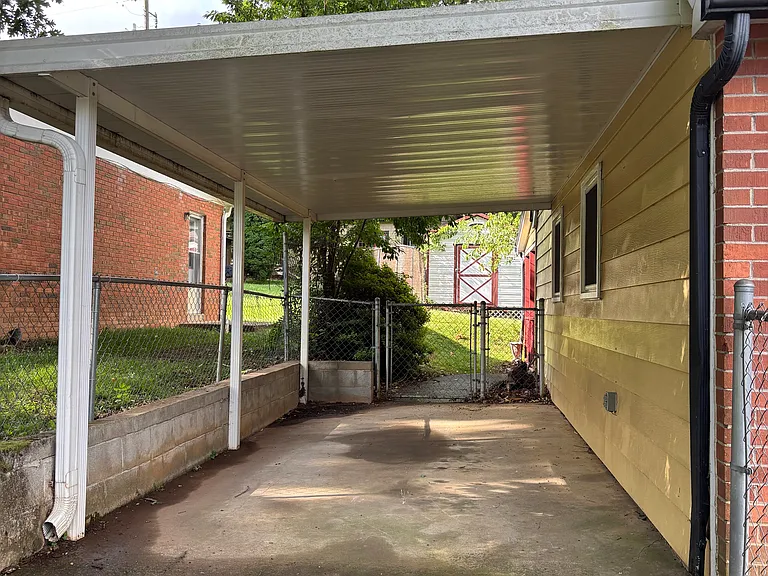 18 Dogwood Ct — Photo 4