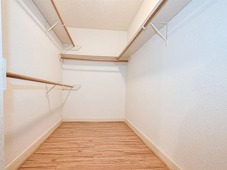 3614 Bee Bayou Ln — Photo 28