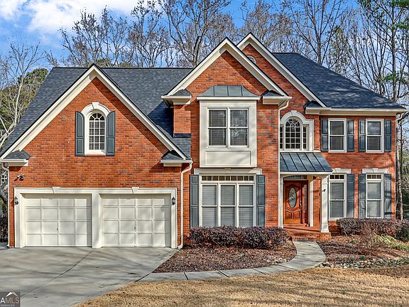 2nd image of 105 Kensington Pond Ct