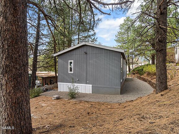 2nd image of 1381 E Circle View Dr