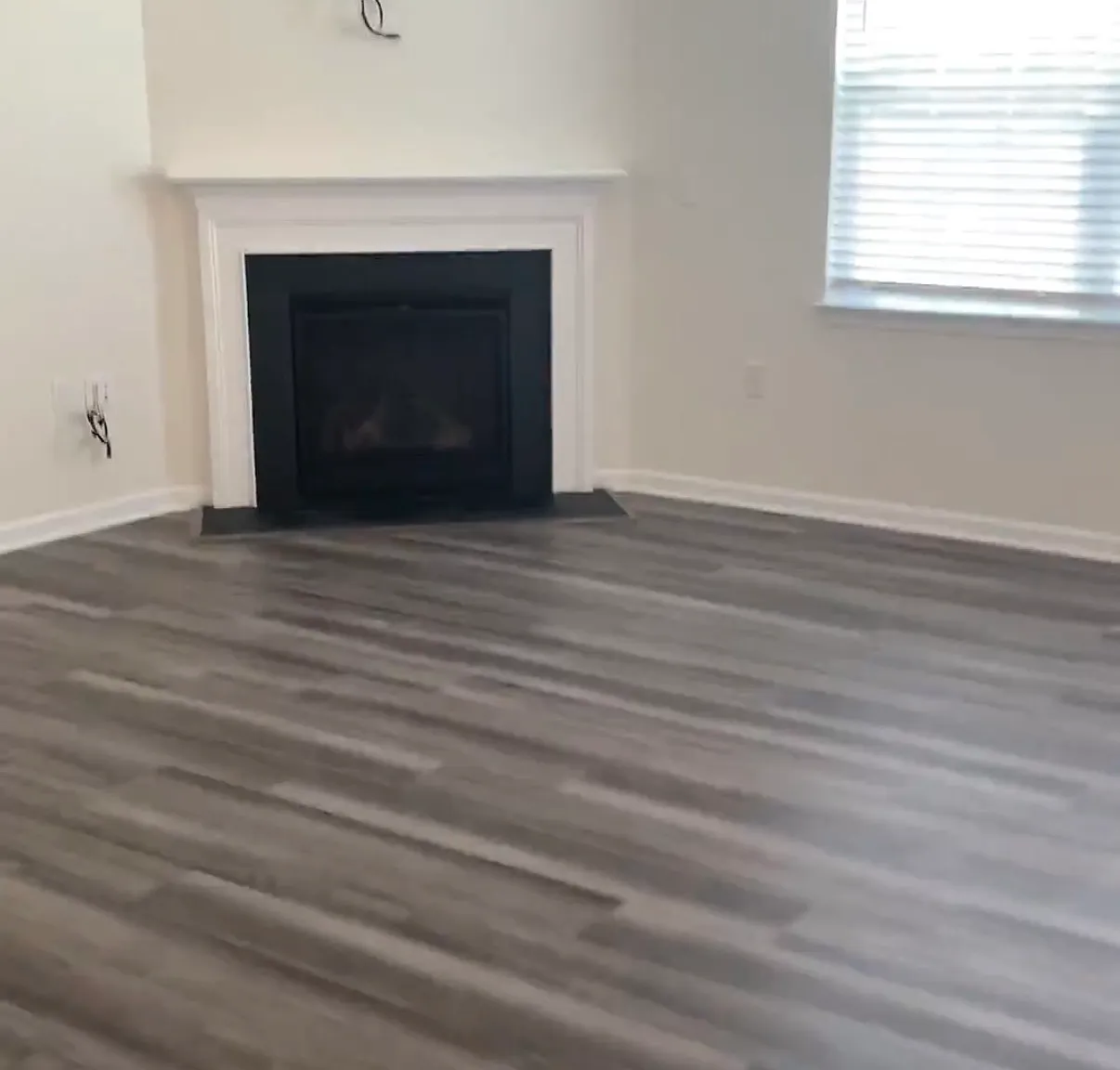4 bed, 2.5 bath, 2834 sqft, $2,700 — Photo 4