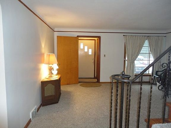 2nd image of 7102 Dartworth Dr