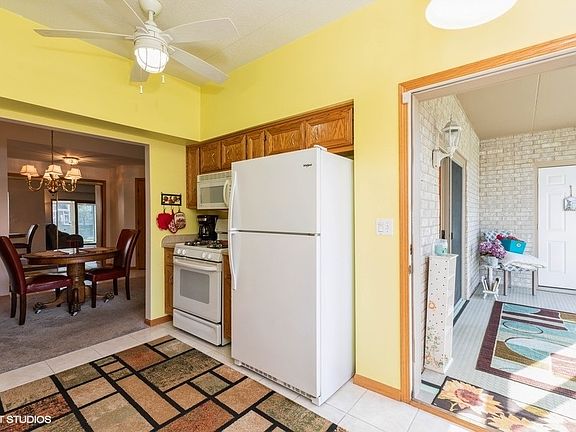5th image of 6411 Pine Trl #1