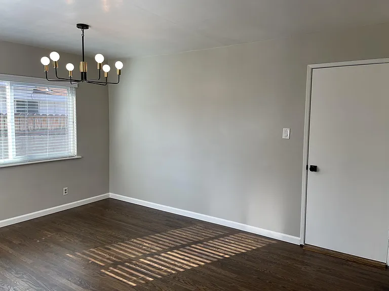 2634 Balfour Ave — Photo 15