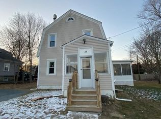 34 Hancock St, Dartmouth, MA 02747