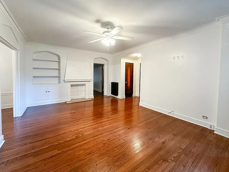 815A Forest Ave #1 — Photo 4