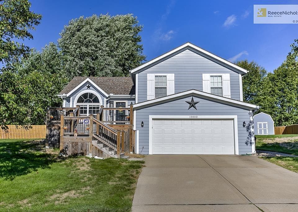 Home faces East.  Notice the storage shed in the back yard.