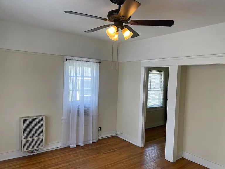 5336 Monroe St #6 — Photo 8