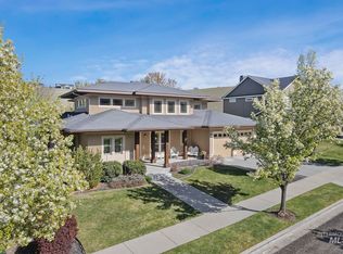11872 N Humphreys Pl, Boise, ID 83714
