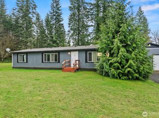 1337 South Silverlake Road, Castle Rock, WA 98611