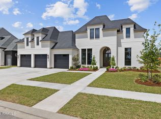 208 Sabal Bend Dr, Youngsville, LA 70592
