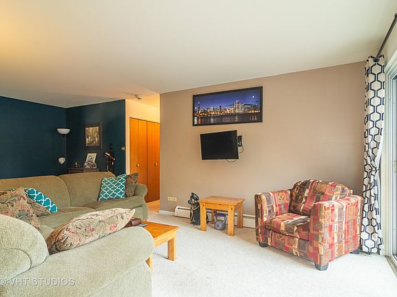 2nd image of 801 E Miner St APT 3A