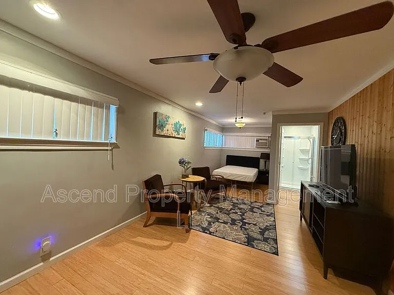47 Shirley Dr — Photo 5
