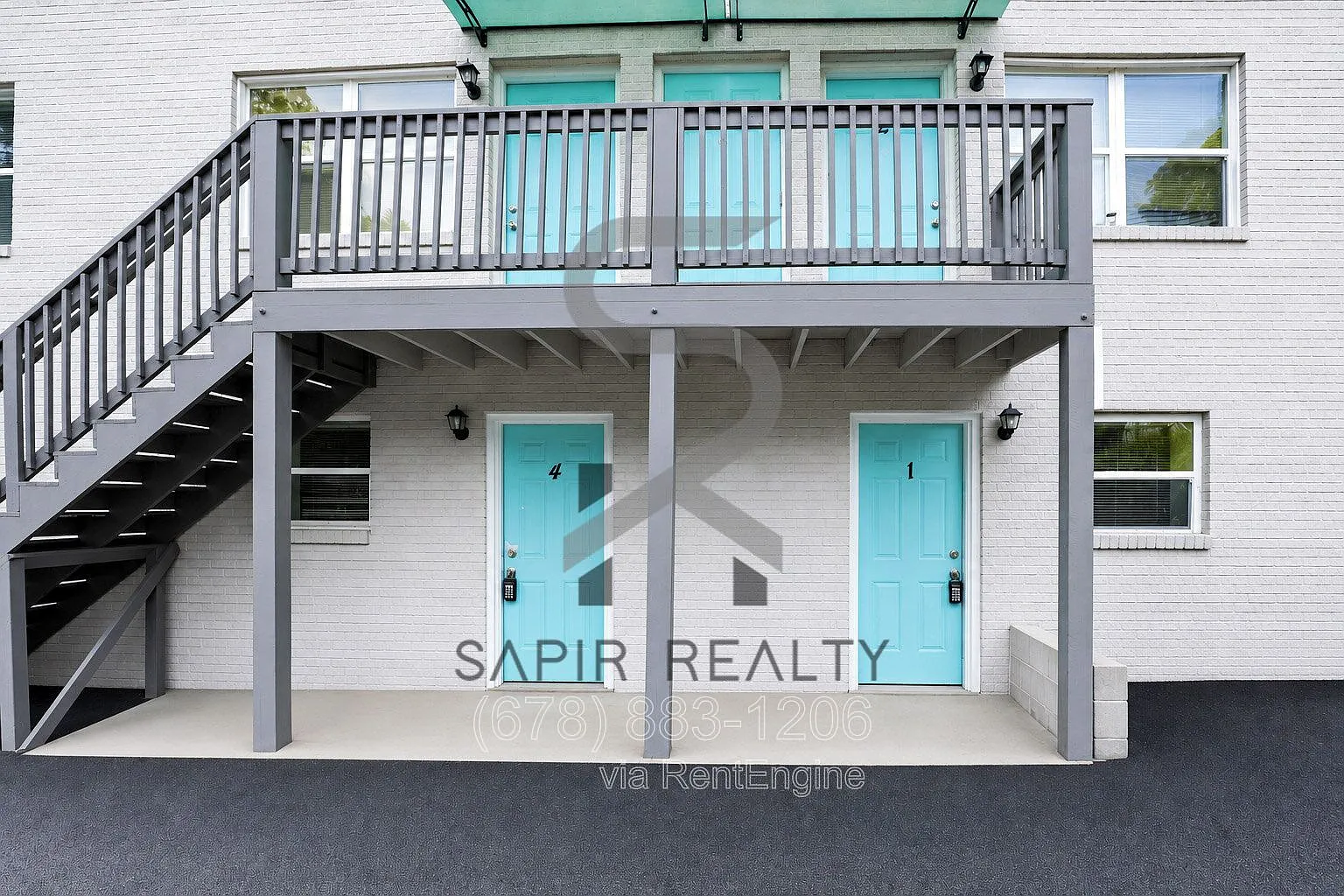 2 bed, 1.0 bath, 700 sqft, $1,100 — Photo 2