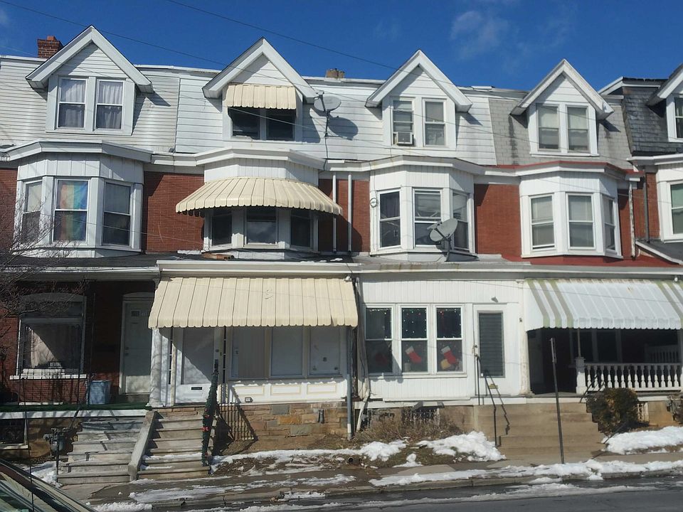 2nd image of 1555 W Liberty St